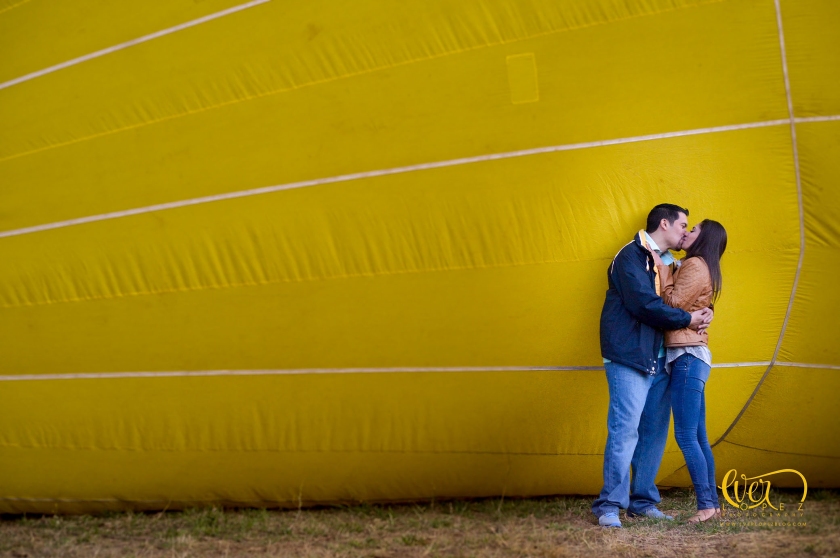 Entrega de anillo de compromiso durante vuelo en globo aerostatico.  Guadalajara, Jalisco, Mexico. fotos novios